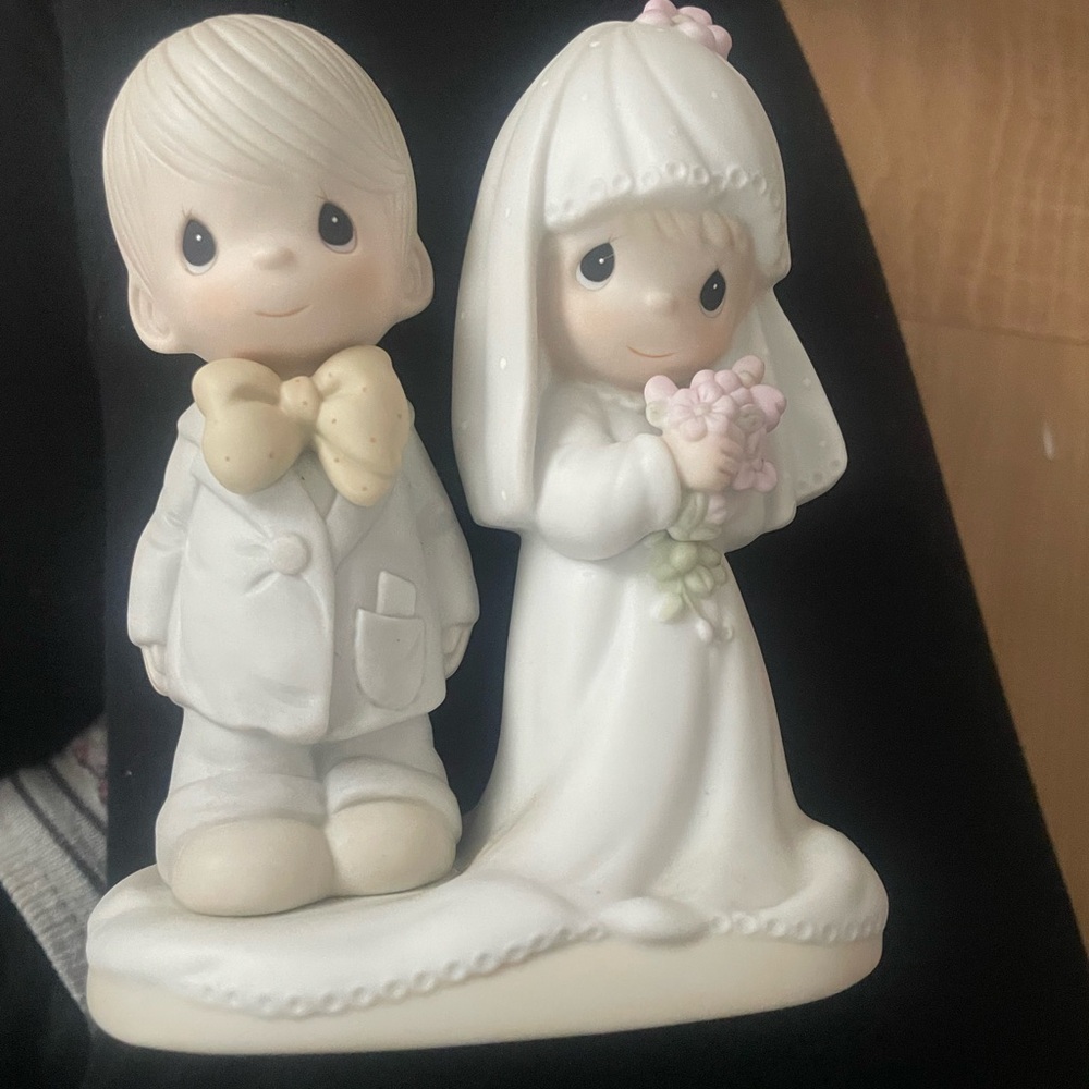 Precious Moments Cream and White Wedding Cake Toppers